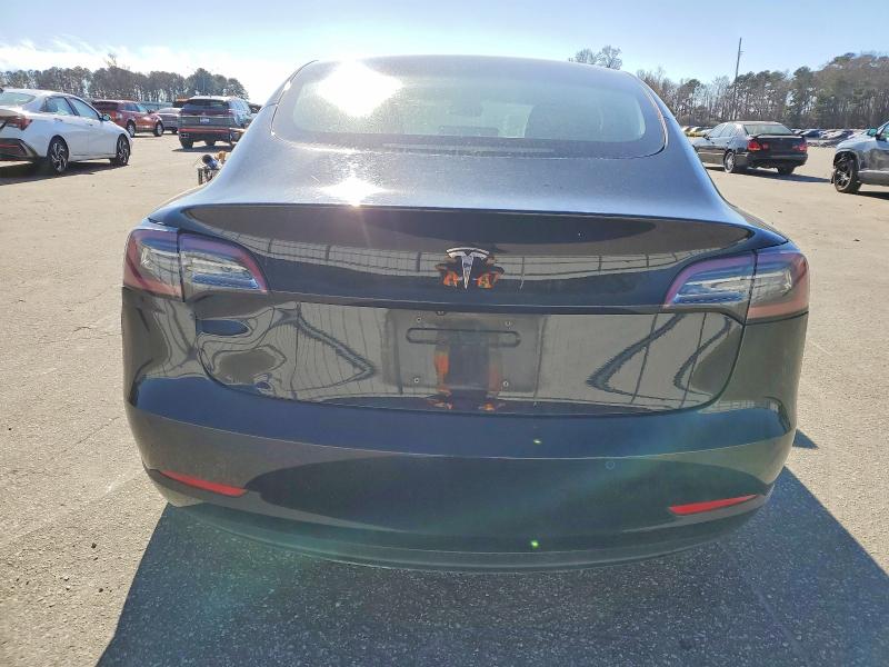 2018 Tesla Model 3 მანქანა იყიდება აუქციონზე, vin: 5YJ3E1EA3JF156445, აუქციონის ნომერი: 97960325