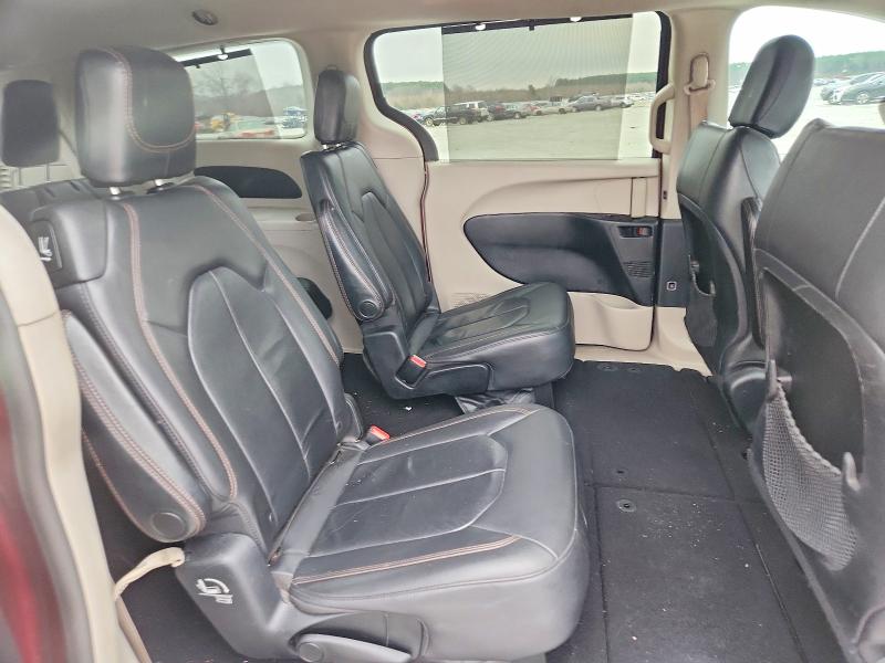 72677365 :رقم المزاد ، 2C4RC1BG0HR739658 vin ، 2017 Chrysler Pacifica مزاد بيع