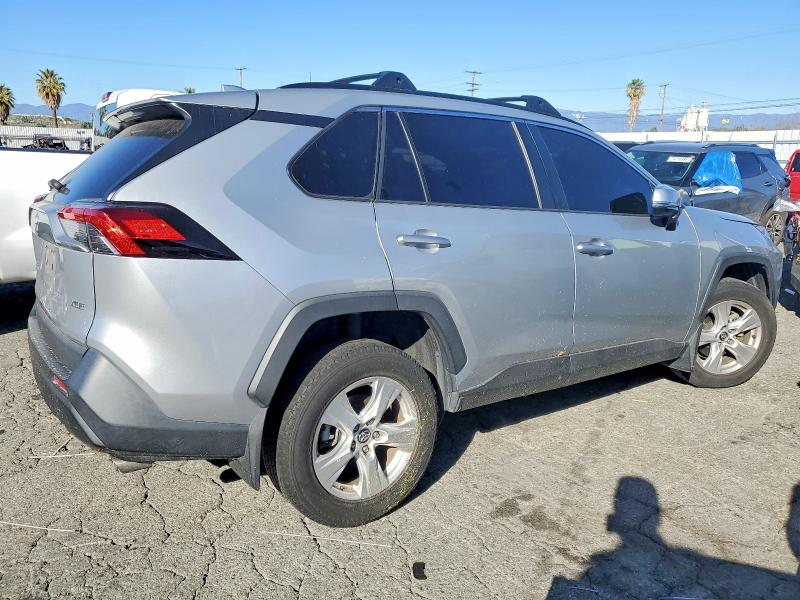 74492415 :رقم المزاد ، 2T3W1RFV0MW110773 vin ، 2021 Toyota Rav4 مزاد بيع