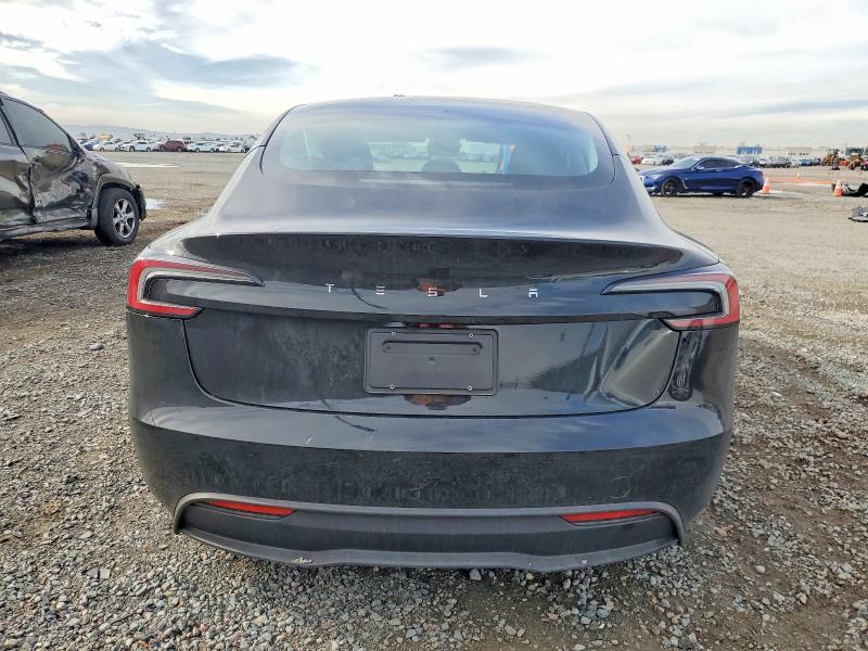 98678005 :رقم المزاد ، 5YJ3E1EA6SF052355 vin ، 2025 Tesla Model 3 مزاد بيع
