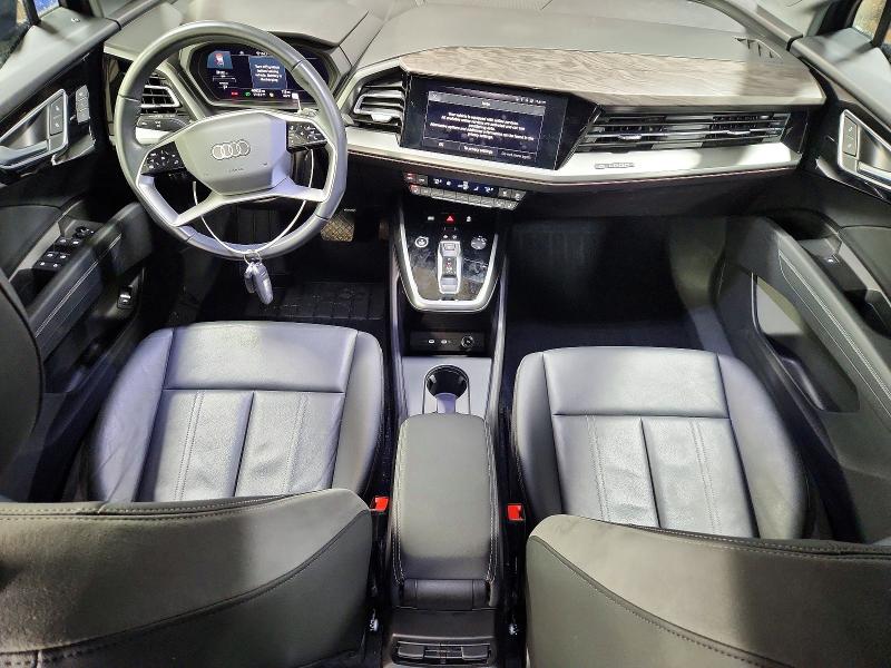 73087935 :رقم المزاد ، WA1J2BFZ8NP042084 vin ، 2022 Audi Q4 E-tron مزاد بيع