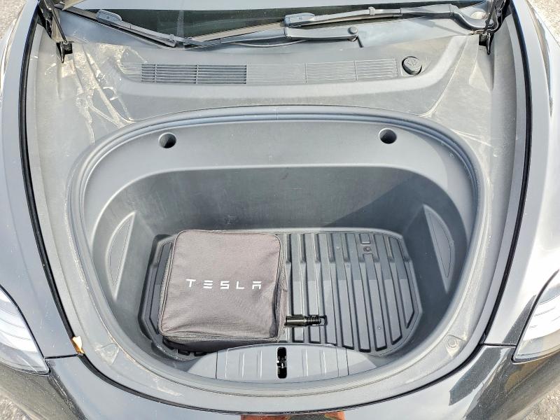 73952985 :رقم المزاد ، 5YJ3E1EC5NF295421 vin ، 2022 Tesla Model 3 مزاد بيع