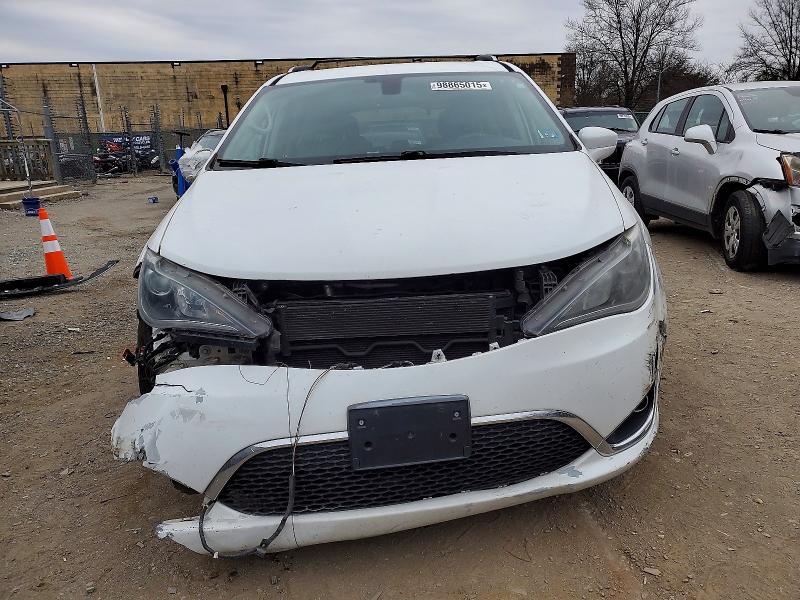 2019 Chrysler Pacifica მანქანა იყიდება აუქციონზე, vin: 2C4RC1BG8KR539943, აუქციონის ნომერი: 98865015