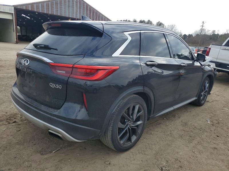 99226535 :رقم المزاد ، 3PCAJ5M14KF105176 vin ، 2019 Infiniti Qx50 مزاد بيع