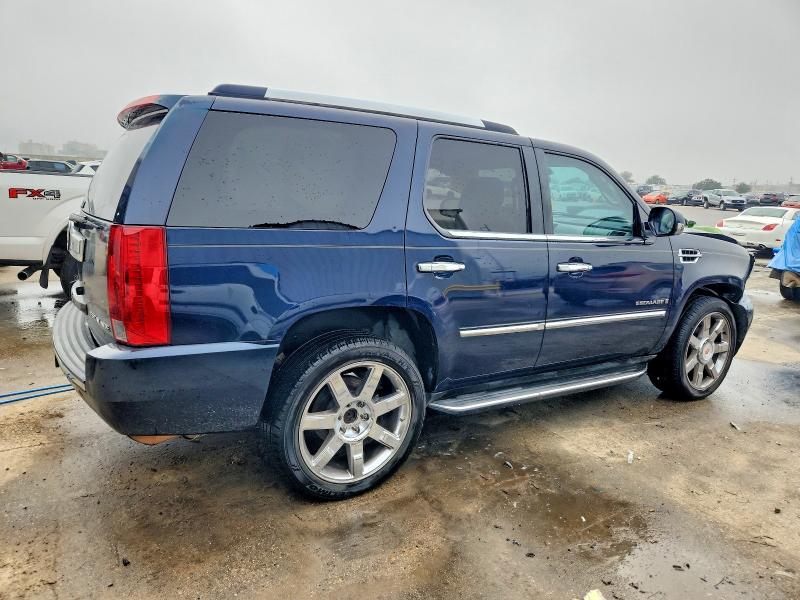Продажа на аукционе авто 2008 Cadillac Escalade L, vin: 1GYFK63818R182656, номер лота: 98965305