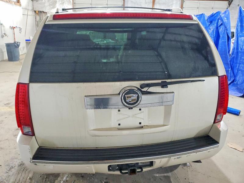 Продаж на аукціоні авто 2008 Cadillac Escalade, vin: 1GYEC63848R213262, номер лоту: 72774815
