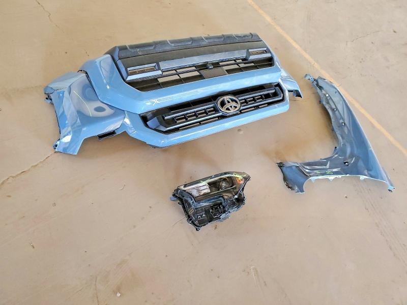 73404115 :رقم المزاد ، JTEVA5BR1S5005480 vin ، 2025 Toyota 4runner Sr مزاد بيع