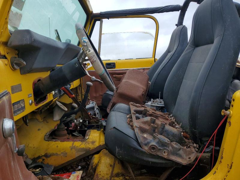 74241805 :رقم المزاد ، J7M93EA061728 vin ، 1977 Jeep Cj-7 مزاد بيع