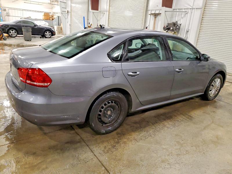 72215415 :رقم المزاد ، 1VWAS7A31FC063077 vin ، 2015 Volkswagen Passat مزاد بيع