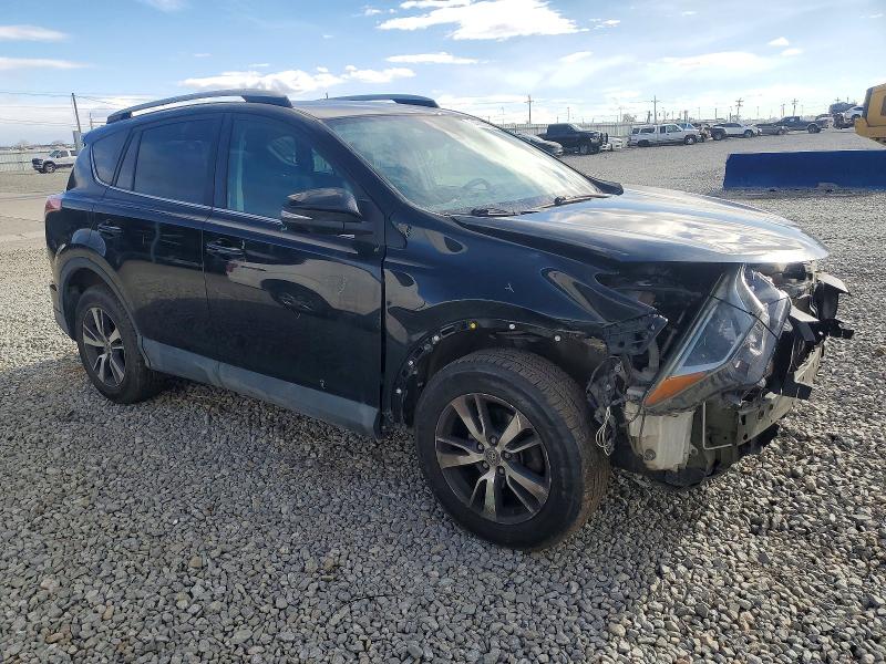 74883335 :رقم المزاد ، 2T3RFREV9JW716570 vin ، 2018 Toyota Rav4 مزاد بيع
