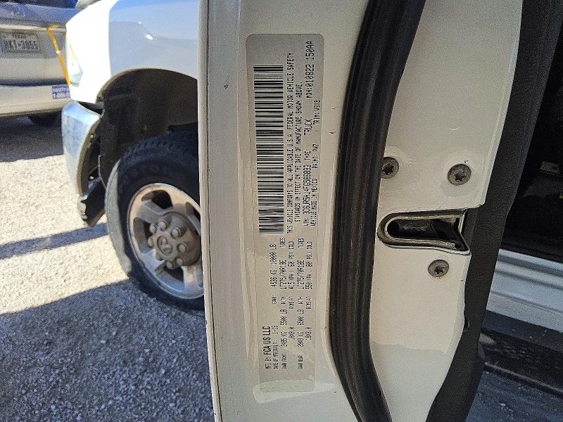 97329215 :رقم المزاد ، 3C6UR5HJ4FG586893 vin ، 2015 Ram 2500 مزاد بيع