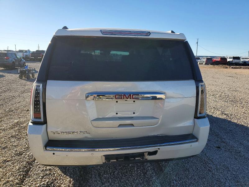 2015 Gmc Yukon Xl D მანქანა იყიდება აუქციონზე, vin: 1GKS2JKJXFR646962, აუქციონის ნომერი: 99302305