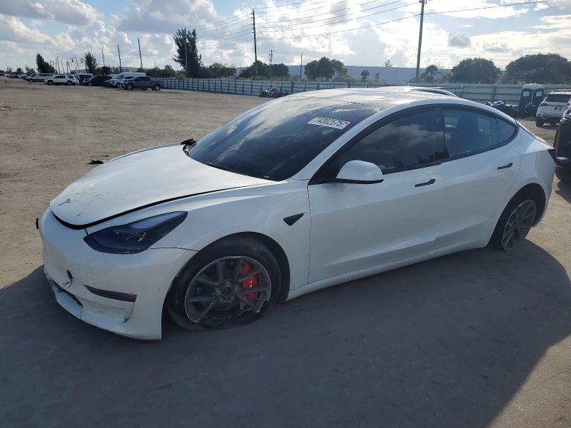 Продажа на аукционе авто 2022 Tesla Model 3, vin: 5YJ3E1EB7NF172839, номер лота: 74002575