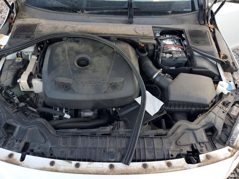 2017 Volvo S60 მანქანა იყიდება აუქციონზე, vin: LYV402HK7HB133243, აუქციონის ნომერი: 98212635