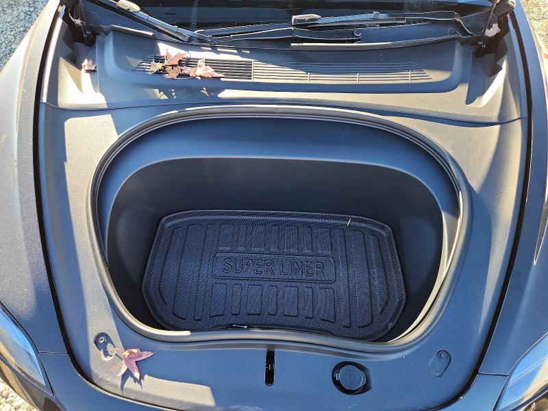 72644645 :رقم المزاد ، 5YJ3E1EA9SF046615 vin ، 2025 Tesla Model 3 مزاد بيع