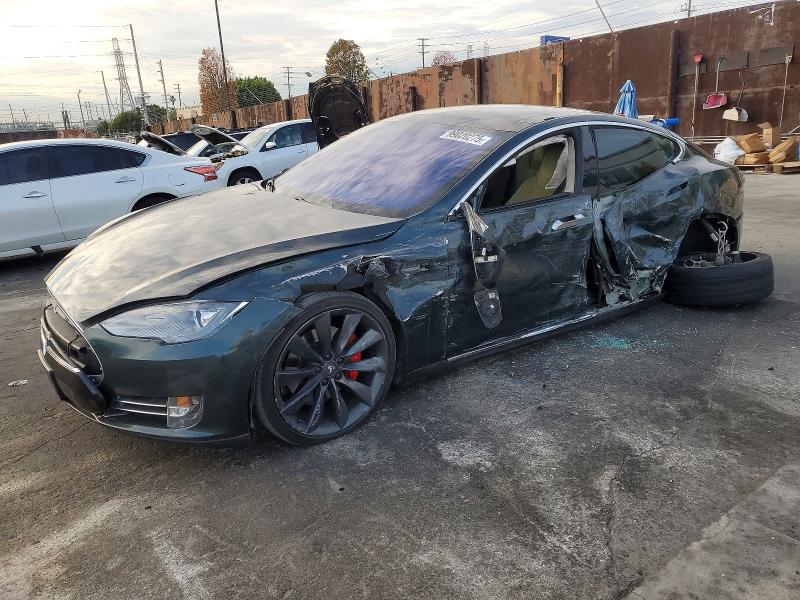 Aukcja sprzedaży 2014 Tesla Model S, vin: 5YJSA1H16EFP33011, numer aukcji: 99020275