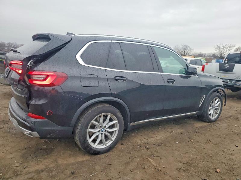 72412205 :رقم المزاد ، 5UXCR6C05M9F51660 vin ، 2021 Bmw X5 مزاد بيع