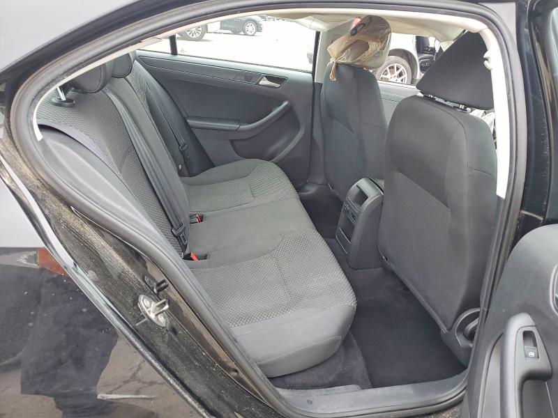 99430205 :رقم المزاد ، 3VW2K7AJ5DM295213 vin ، 2013 Volkswagen Jetta مزاد بيع