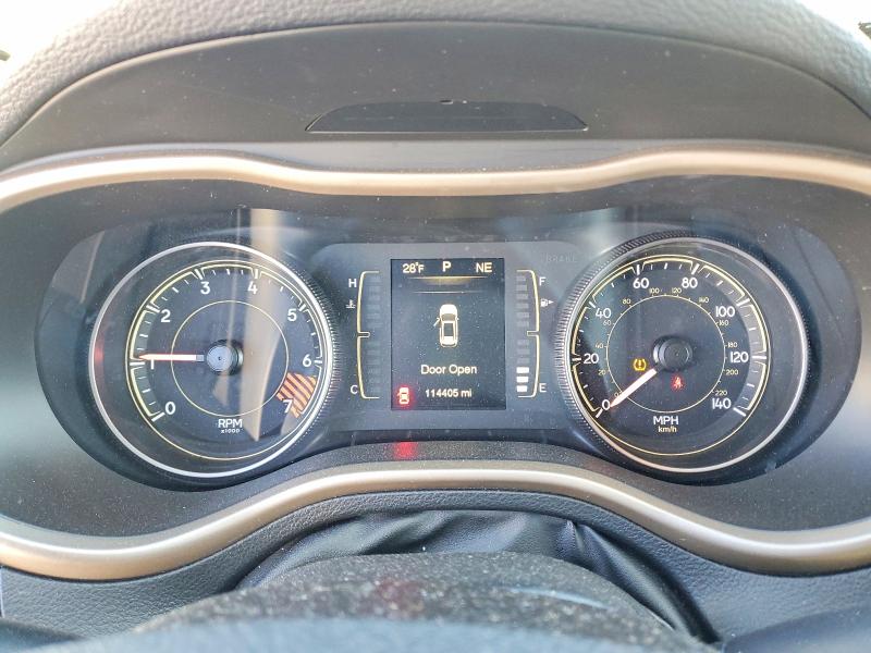 73047345 :رقم المزاد ، 1C4PJLCB8EW168774 vin ، 2014 Jeep Cherokee مزاد بيع