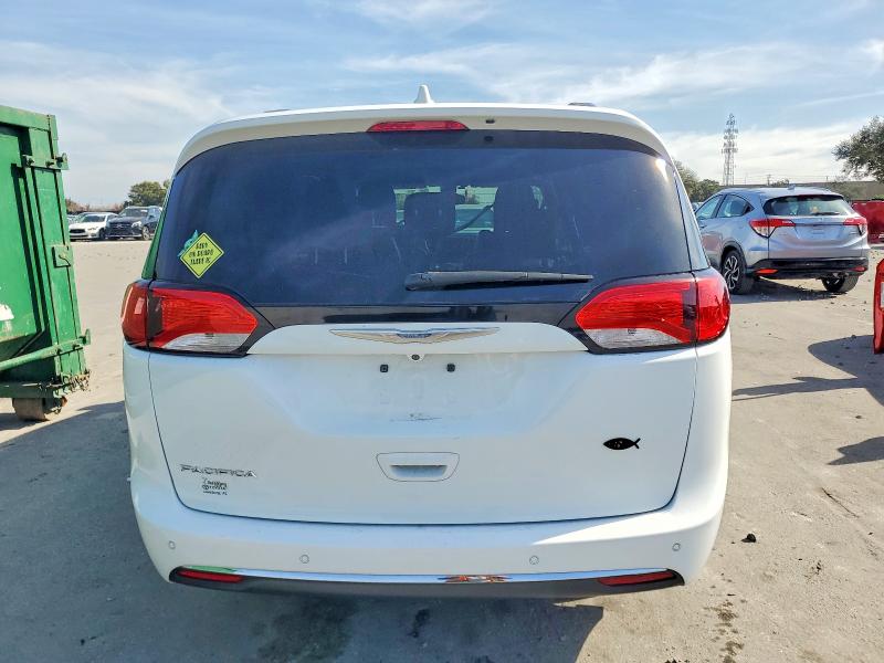 99868305 :رقم المزاد ، 2C4RC1EG7HR669457 vin ، 2017 Chrysler Pacifica مزاد بيع