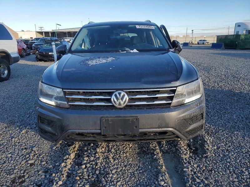 72724085 :رقم المزاد ، 3VV2B7AX9MM077364 vin ، 2021 Volkswagen Tiguan مزاد بيع