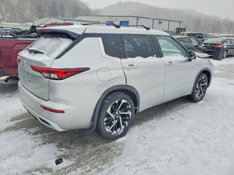 Продаж на аукціоні авто 2022 Mitsubishi Outlander, vin: JA4J4VA81NZ088225, номер лоту: 73113105
