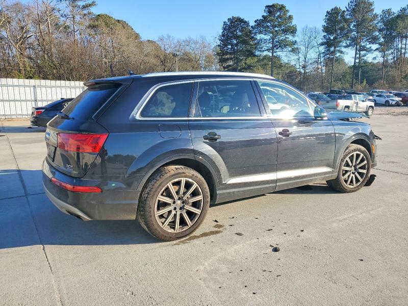2017 Audi Q7 მანქანა იყიდება აუქციონზე, vin: WA1LAAF76HD018537, აუქციონის ნომერი: 74699235