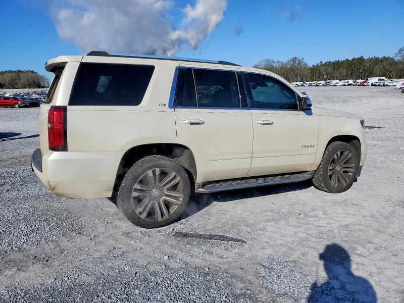 2015 Chevrolet Tahoe მანქანა იყიდება აუქციონზე, vin: 1GNSCCKCXFR710172, აუქციონის ნომერი: 72394065