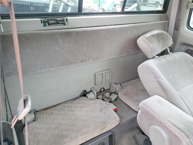 98943415 :رقم المزاد ، 5TESM92N82Z090768 vin ، 2002 Toyota Tacoma مزاد بيع