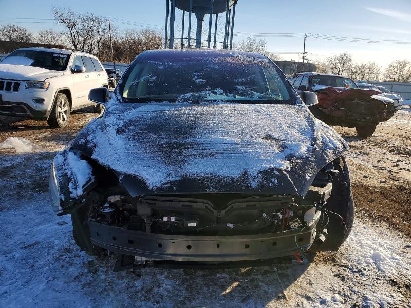 Продажа на аукционе авто 2017 Tesla Model X, vin: 5YJXCAE22HF038199, номер лота: 73910355