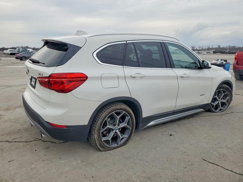 72627875 :رقم المزاد ، WBXHT3C33J5F91131 vin ، 2018 Bmw X1 مزاد بيع
