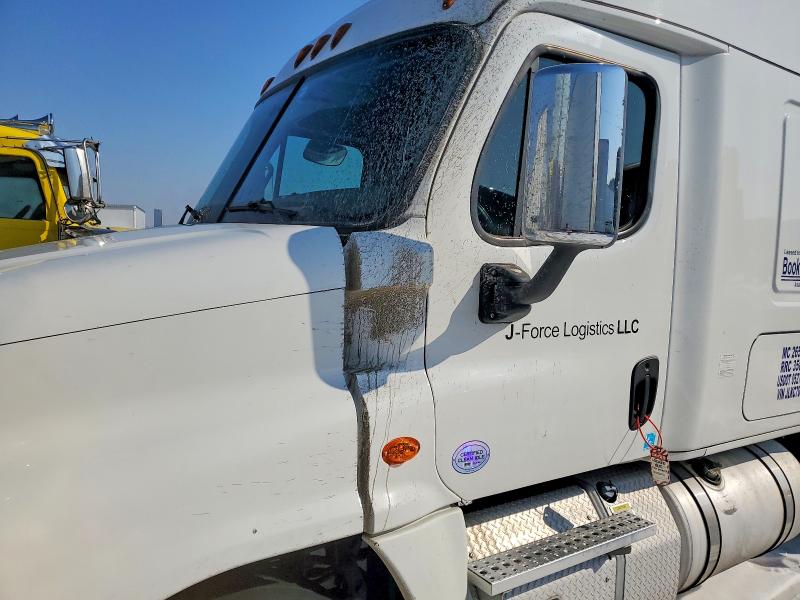 Продаж на аукціоні авто 2018 Freigliner Cascadia 125, vin: 1FUJGLDV4JLKC7087, номер лоту: 74019945