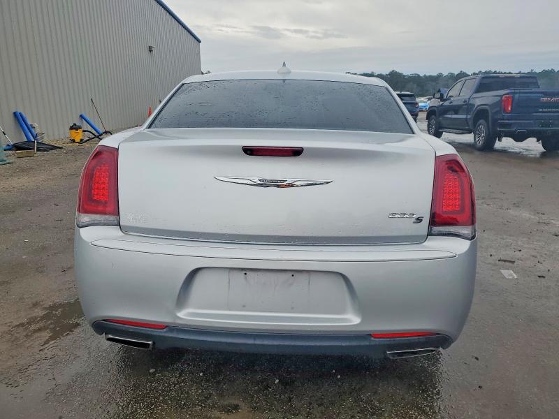 Продажа на аукционе авто 2020 Chrysler 300, vin: 2C3CCABG1LH131382, номер лота: 72660045