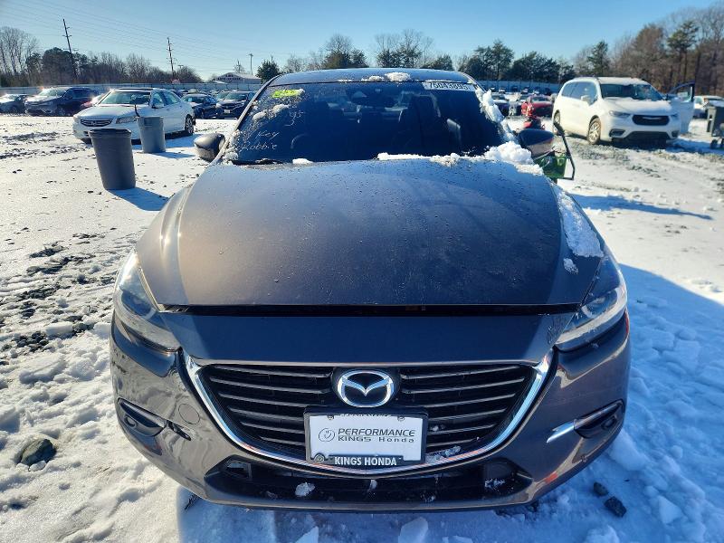 2018 Mazda 3 მანქანა იყიდება აუქციონზე, vin: 3MZBN1W37JM181580, აუქციონის ნომერი: 75043895