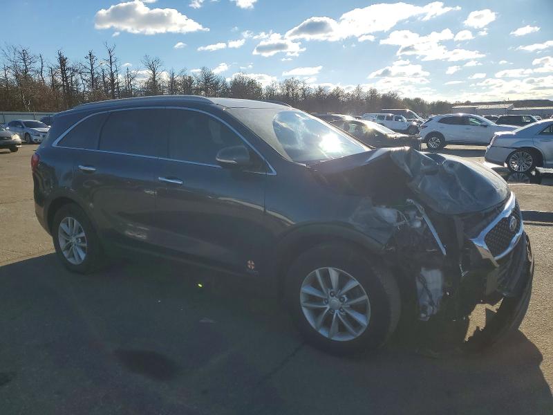 2017 Kia Sorento მანქანა იყიდება აუქციონზე, vin: 5XYPGDA36HG191391, აუქციონის ნომერი: 98362555