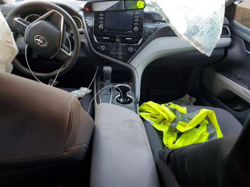 73263245 :رقم المزاد ، 4T1C11AK7PU105469 vin ، 2023 Toyota Camry مزاد بيع