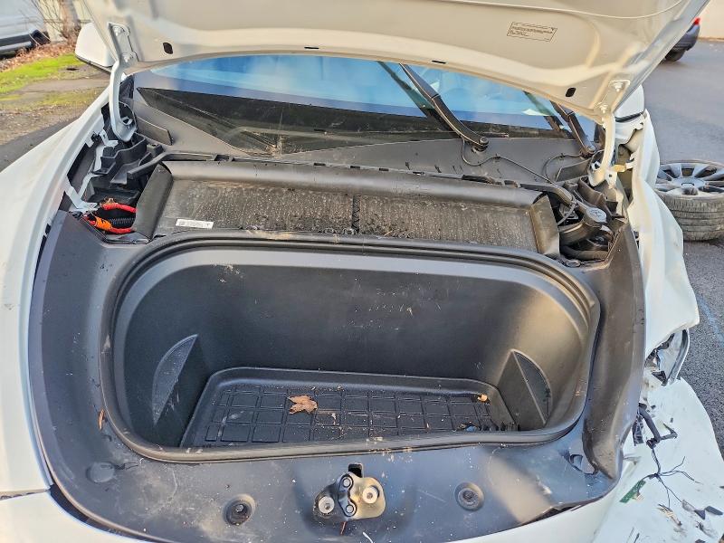 2025 Tesla Model Y მანქანა იყიდება აუქციონზე, vin: 7SAYGDEE3SF243870, აუქციონის ნომერი: 97577945