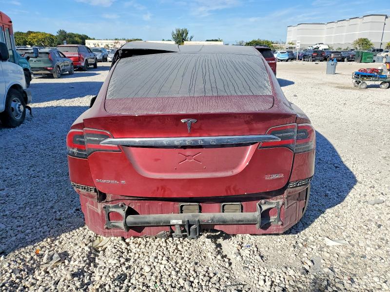 2016 Tesla Model X მანქანა იყიდება აუქციონზე, vin: 5YJXCAE41GFS02722, აუქციონის ნომერი: 99145185