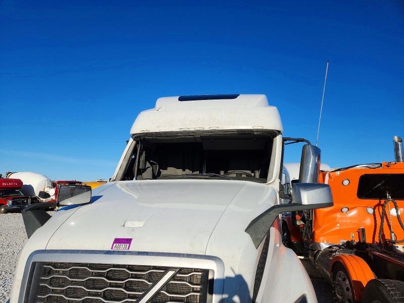 97776535 :رقم المزاد ، 4V4NC9EH4PN619153 vin ، 2023 Volvo Vnl مزاد بيع
