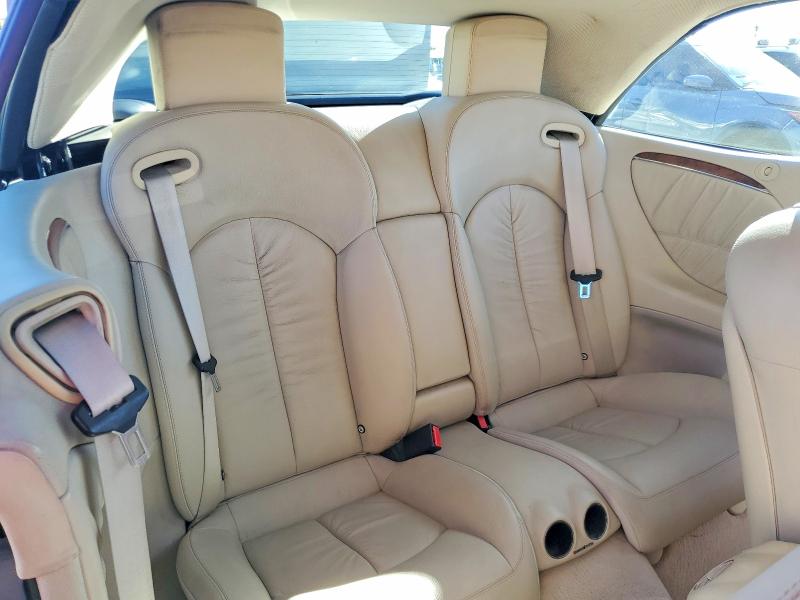 72437025 :رقم المزاد ، WDBTK56F18F236129 vin ، 2008 Mercedes-benz Clk 350 مزاد بيع
