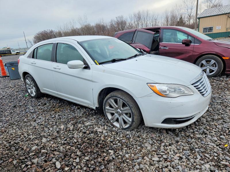 2013 Chrysler 200 მანქანა იყიდება აუქციონზე, vin: 1C3CCBBB8DN652926, აუქციონის ნომერი: 99267395