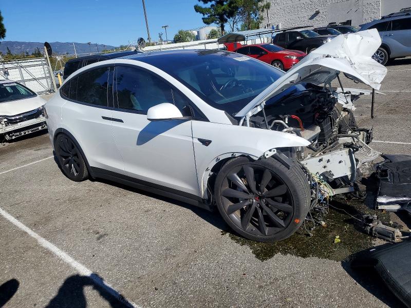 72753575 :رقم المزاد ، 5YJXCBE23JF121846 vin ، 2018 Tesla Model X مزاد بيع