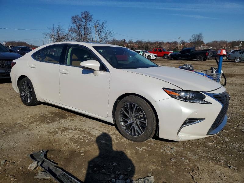2018 Lexus Es მანქანა იყიდება აუქციონზე, vin: 58ABK1GG6JU102039, აუქციონის ნომერი: 73877155
