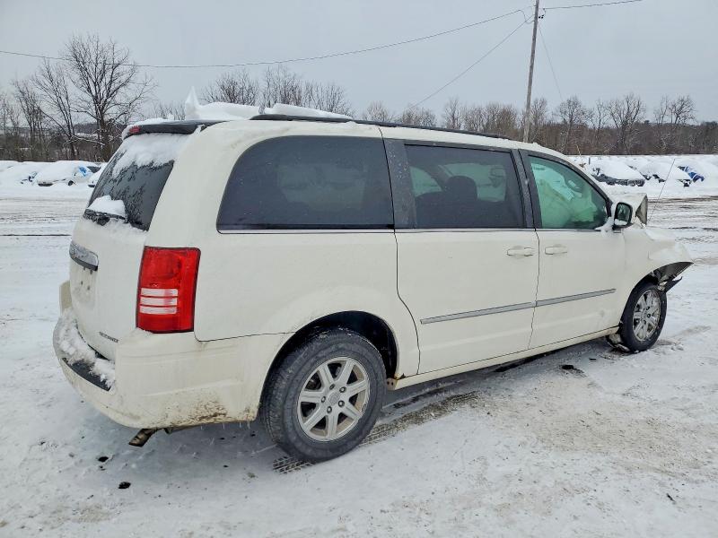 74471035 :رقم المزاد ، 2A4RR8D18AR381449 vin ، 2010 Chrysler Town & Country مزاد بيع
