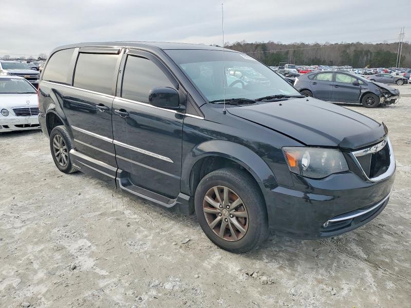 2015 Chrysler Town & Country მანქანა იყიდება აუქციონზე, vin: 2C4RC1HGXFR534725, აუქციონის ნომერი: 75369165