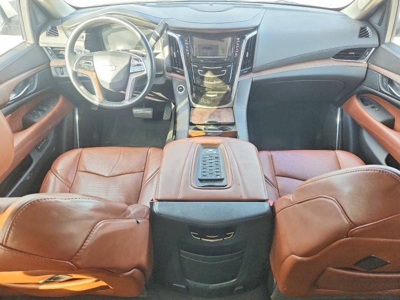 2015 Cadillac Escalade მანქანა იყიდება აუქციონზე, vin: 1GYS4MKJ6FR647642, აუქციონის ნომერი: 72416885