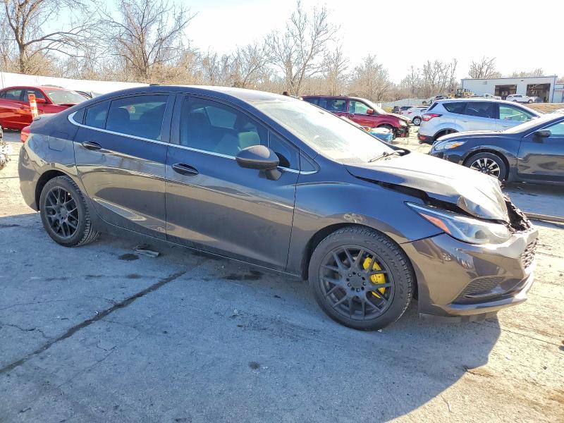 2017 Chevrolet Cruze მანქანა იყიდება აუქციონზე, vin: 1G1BE5SM5H7175430, აუქციონის ნომერი: 99839855