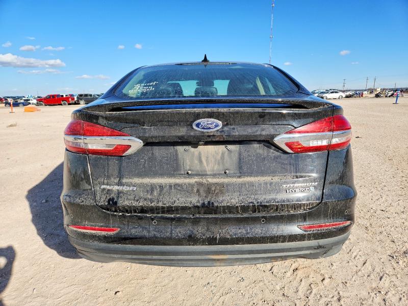 99905285 :رقم المزاد ، 3FA6P0RU4KR120601 vin ، 2019 Ford Fusion مزاد بيع