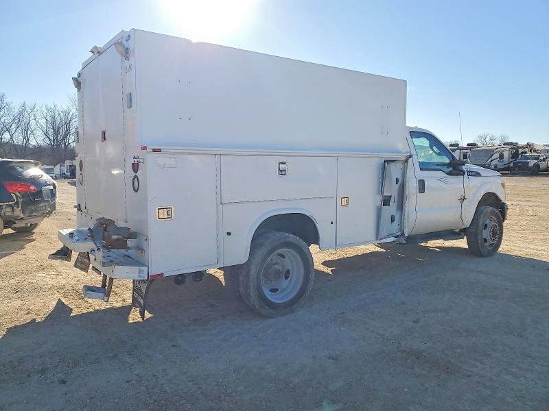 2015 Ford F550 Super მანქანა იყიდება აუქციონზე, vin: 1FDUF5HT1FED56251, აუქციონის ნომერი: 97996205