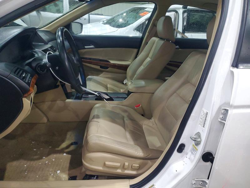 73757945 :رقم المزاد ، 1HGCP3F84CA001725 vin ، 2012 Honda Accord مزاد بيع